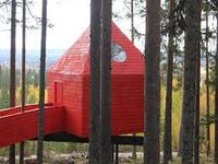 Treehouse Hotel